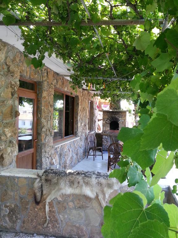 Uysallar Koy Evi İmroz Habitación foto