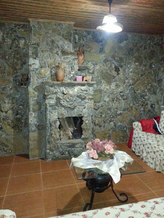 Uysallar Koy Evi İmroz Habitación foto